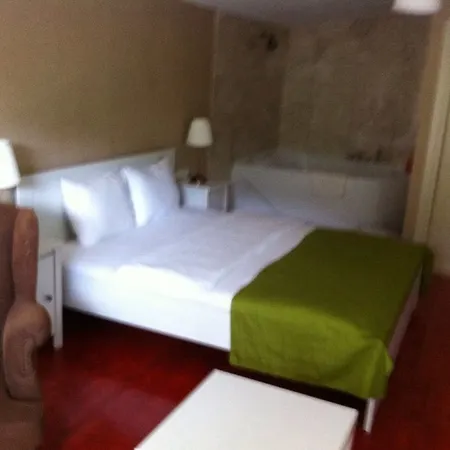 Otel Agva Nehir Perisi Goce